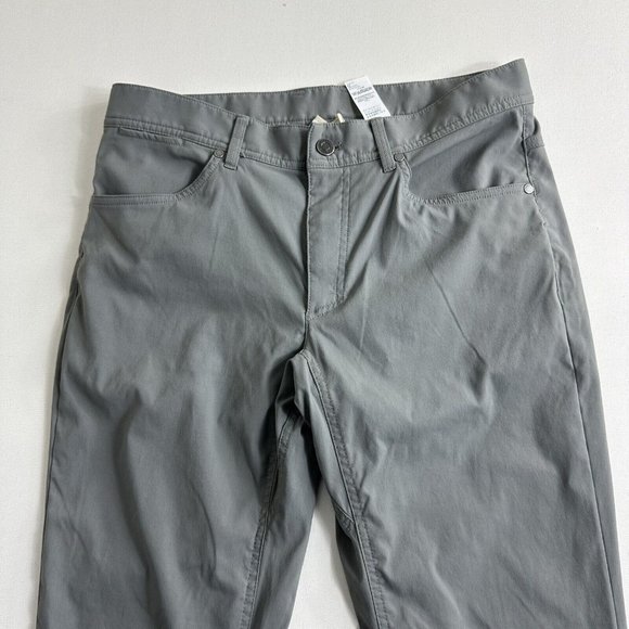 L.L. Bean Pants Mens Size 32x30 Performance Chino Outdoor Quick Dry Gray Nylon - Picture 3 of 8